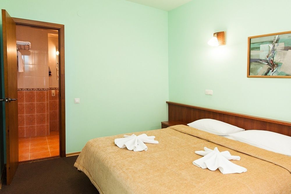 U Fontana Hotel Μινσκ Εξωτερικό φωτογραφία